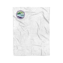 Load image into Gallery viewer, Fleece Blanket - Eugene Gastroenterology circle logo
